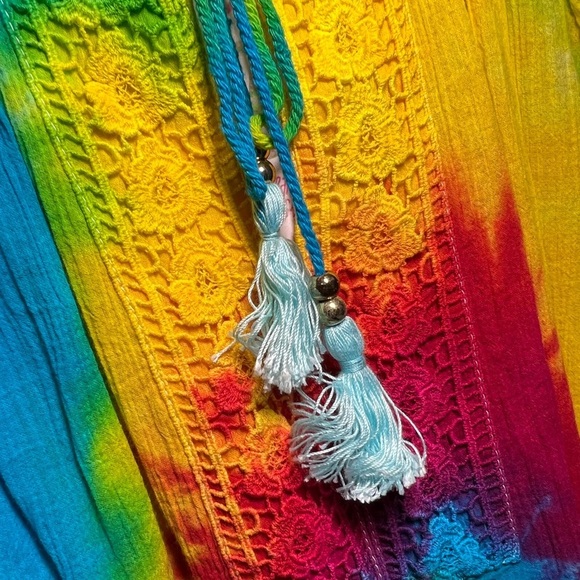 Hearts of Palm Tie-Dye Tunic | Small - Picture 3 of 12